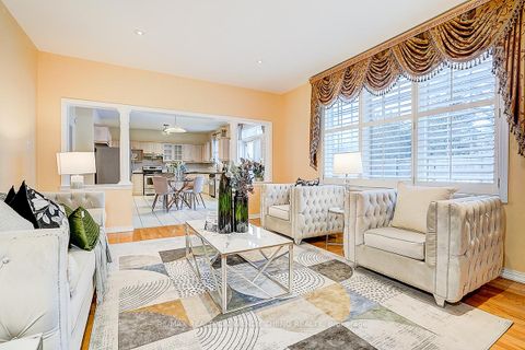 Photo 23 at 37 Robert Grundy Road, Cachet, Markham