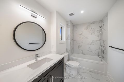 Photo 33 at 4 Leafield Drive, L'Amoreaux, Toronto