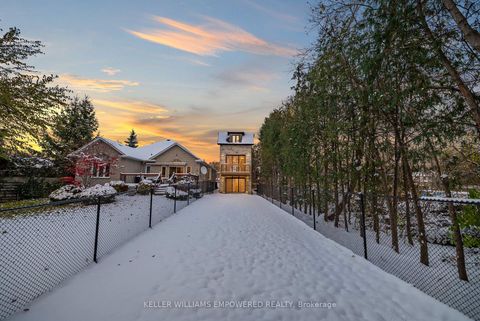 Photo 37 at 4 Leafield Drive, L'Amoreaux, Toronto