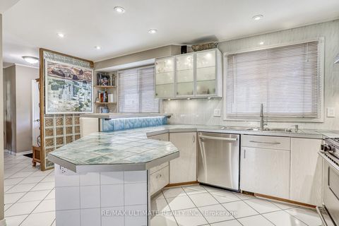 Photo 4 at 103 Weir Crescent, West Hill, Toronto