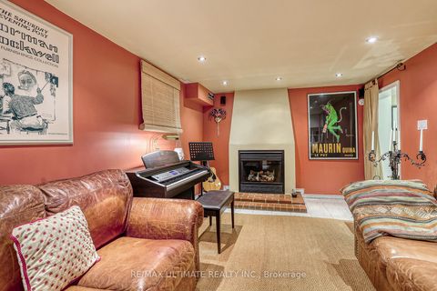 Photo 32 at 103 Weir Crescent, West Hill, Toronto