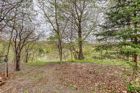 Photo 39 at 103 Weir Crescent, West Hill, Toronto