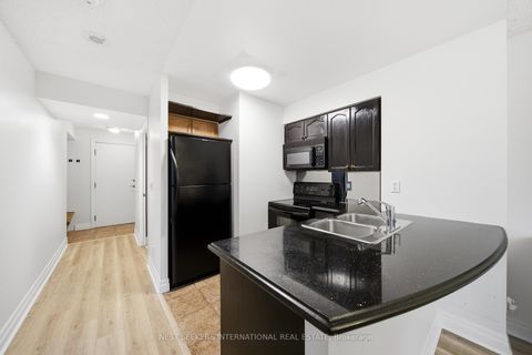 Photo 23 at 204 - 2121 Lake Shore Boulevard W, Mimico, Toronto