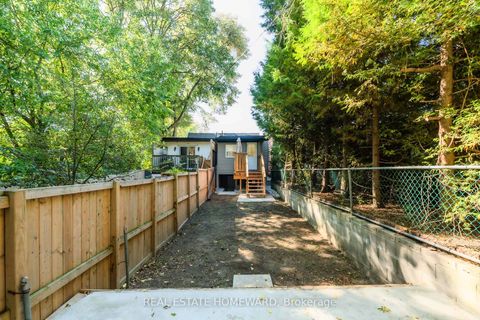 Photo 38 at 173 Coxwell Avenue, Woodbine Corridor, Toronto