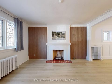 Photo 4 at 55 Banff Road, Mount Pleasant East, Toronto