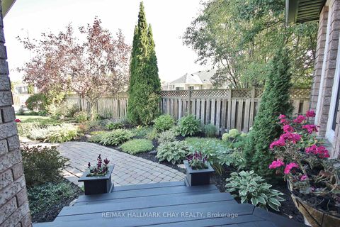 Photo 5 at 1084 Winnifred Court, Alcona, Innisfil