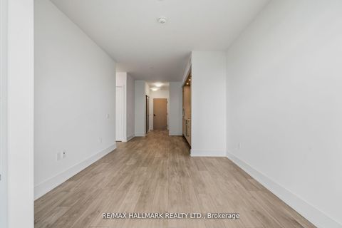 Photo 7 at 1906 - 10 Inn On The Park Drive, Don Mills, Toronto