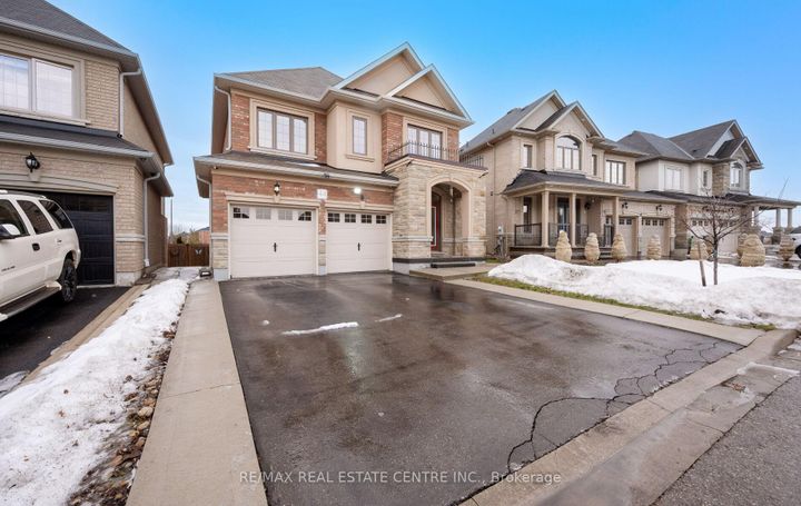 Photo 1 at 44 Hammerhead Road, Northwest Brampton, Brampton