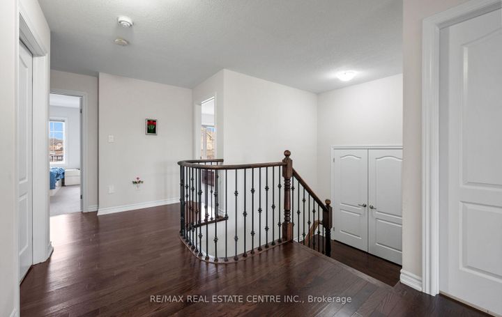 Photo 21 at 44 Hammerhead Road, Northwest Brampton, Brampton