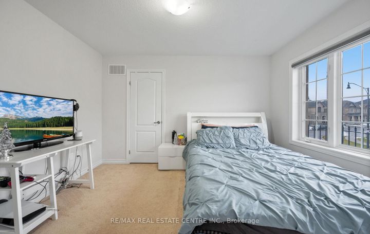 Photo 29 at 44 Hammerhead Road, Northwest Brampton, Brampton