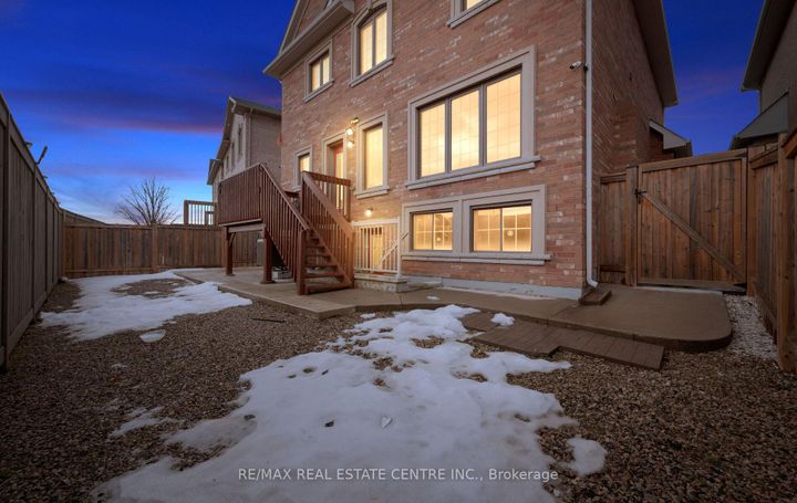 Photo 46 at 44 Hammerhead Road, Northwest Brampton, Brampton