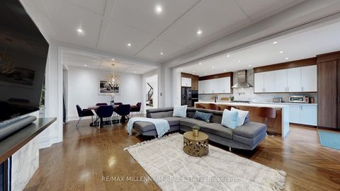 Photo 3 at 125 Cranbrook Crescent, Kleinburg, Vaughan