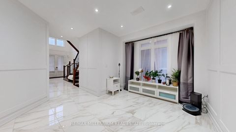 Photo 12 at 125 Cranbrook Crescent, Kleinburg, Vaughan