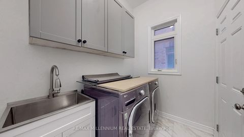 Photo 14 at 125 Cranbrook Crescent, Kleinburg, Vaughan