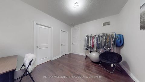 Photo 26 at 125 Cranbrook Crescent, Kleinburg, Vaughan