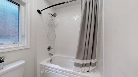 Photo 28 at 125 Cranbrook Crescent, Kleinburg, Vaughan