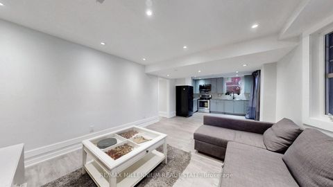 Photo 33 at 125 Cranbrook Crescent, Kleinburg, Vaughan