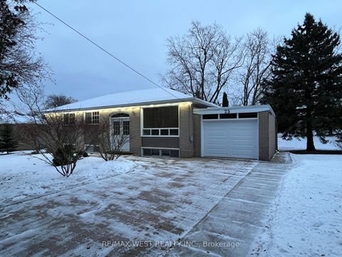 Photo 2 at 25 Norman Avenue, Nobleton, King