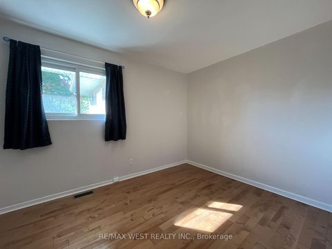 Photo 15 at 25 Norman Avenue, Nobleton, King