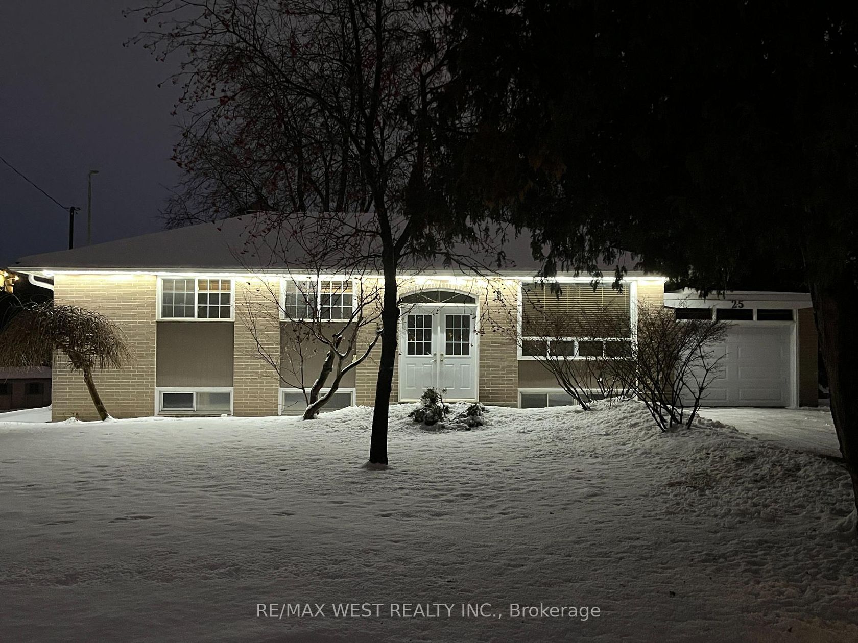 25 Norman Avenue, Nobleton, King photo number 2