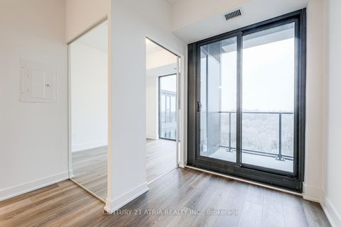 Photo 5 at 902 - 250 Lawrence Avenue, Lawrence Park North, Toronto