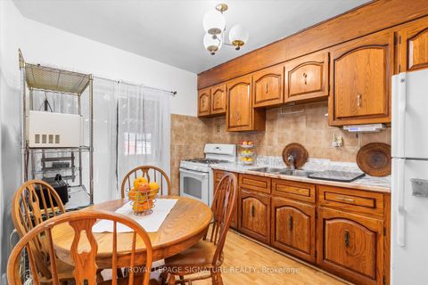 Photo 11 at 244 Grace Street, Little Italy, Toronto