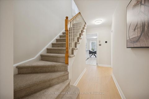 Photo 10 at 722 Walpole Crescent, Wyndham, Newmarket