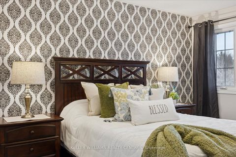 Photo 12 at 722 Walpole Crescent, Wyndham, Newmarket