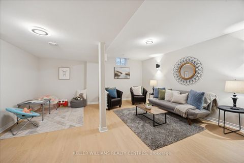 Photo 17 at 722 Walpole Crescent, Wyndham, Newmarket