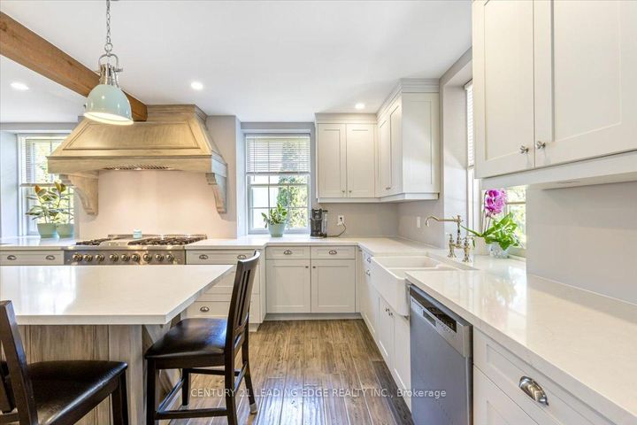 Photo 6 at 14 ALEXANDER HUNTER Place, Wismer, Markham