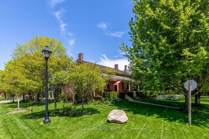 Photo 15 at 14 ALEXANDER HUNTER Place, Wismer, Markham