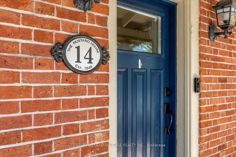 Photo 3 at 14 ALEXANDER HUNTER Place, Wismer, Markham