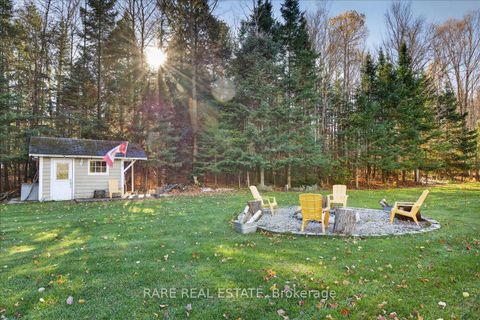 Photo 36 at 14 Bronze Bird Crescent, New Lowell, Clearview