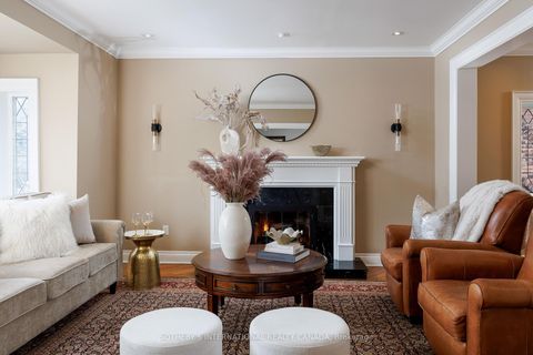 Photo 4 at 37 Thompson Avenue, Queensway, Toronto