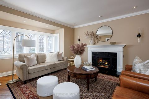 Photo 6 at 37 Thompson Avenue, Queensway, Toronto