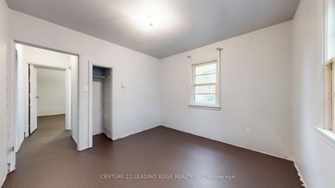 Photo 5 at 277 Gibbons Street, McLaughlin, Oshawa