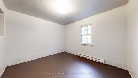 Photo 7 at 277 Gibbons Street, McLaughlin, Oshawa