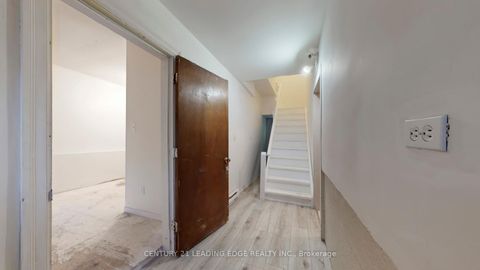 Photo 15 at 277 Gibbons Street, McLaughlin, Oshawa