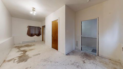 Photo 20 at 277 Gibbons Street, McLaughlin, Oshawa