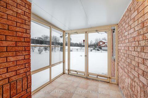 Photo 4 at 22 Samuel Teitel Court, Rouge E11, Toronto