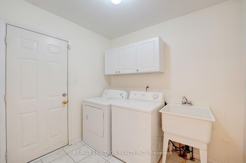 Photo 10 at 22 Samuel Teitel Court, Rouge E11, Toronto