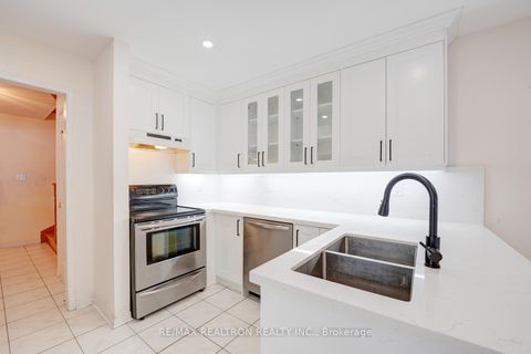 Photo 14 at 22 Samuel Teitel Court, Rouge E11, Toronto