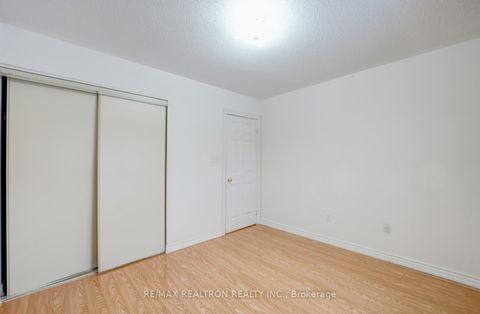 Photo 36 at 22 Samuel Teitel Court, Rouge E11, Toronto