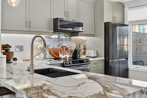 Photo 6 at 282 King Road, Oak Ridges, Richmond Hill