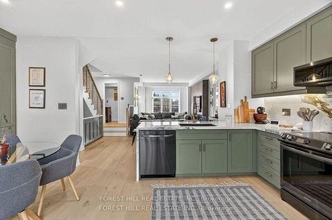 Photo 11 at 282 King Road, Oak Ridges, Richmond Hill