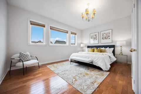 Photo 33 at 45 Oxfordshire Street, Berczy, Markham