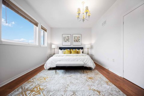 Photo 34 at 45 Oxfordshire Street, Berczy, Markham