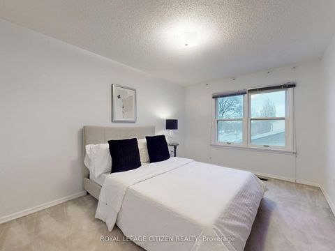 Photo 17 at 148 Grandview Avenue, Grandview, Markham