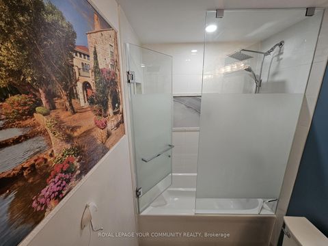 Photo 19 at 726 - 11611 Yonge Street, Jefferson, Richmond Hill