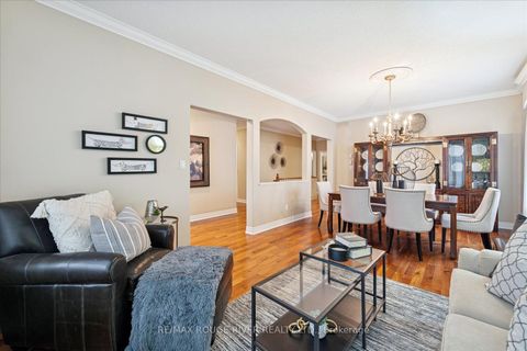 Photo 9 at 45 Pebblebrook Crescent, Rolling Acres, Whitby